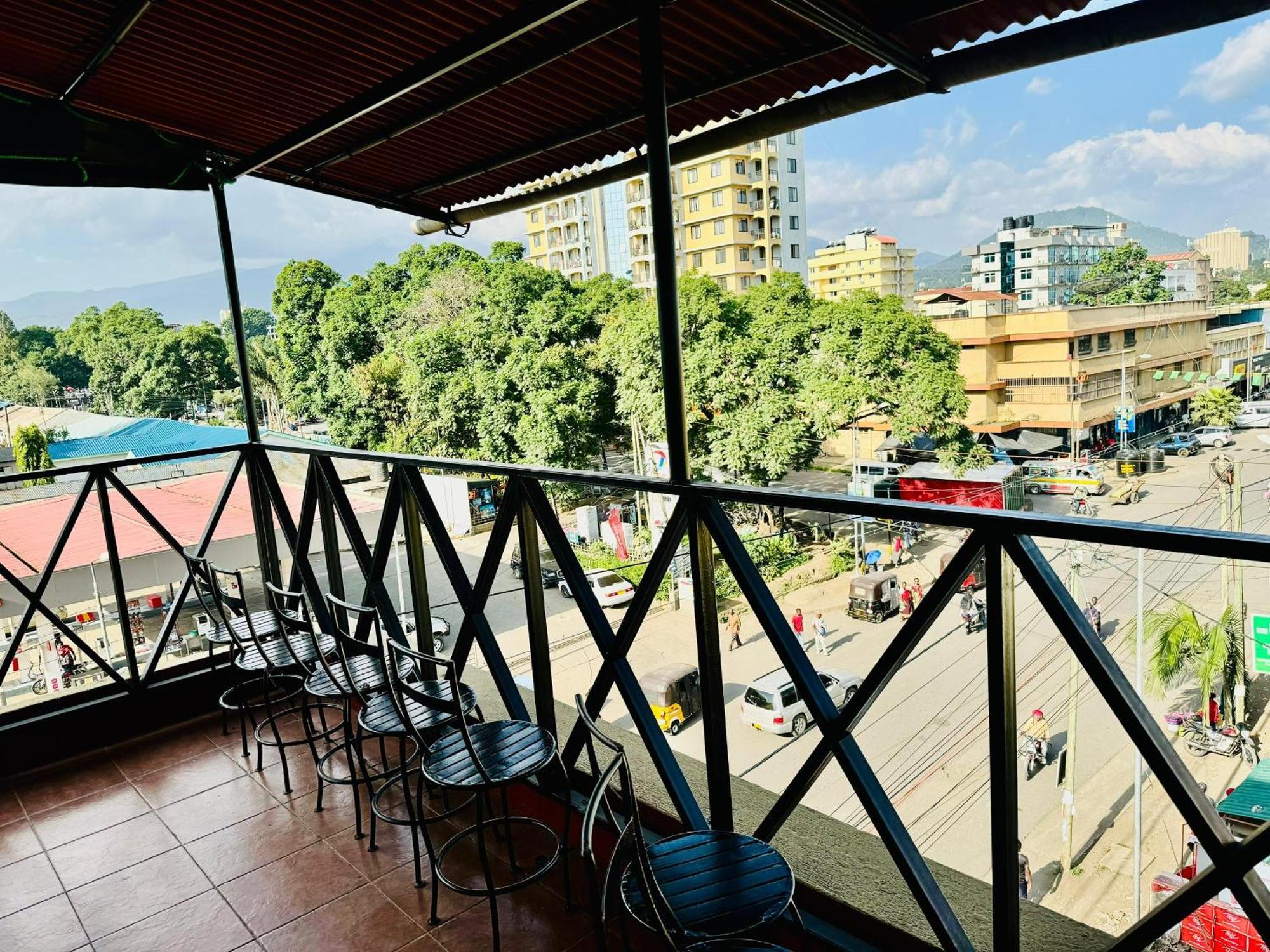 Arusha Backpackers Hotel Екстериор снимка