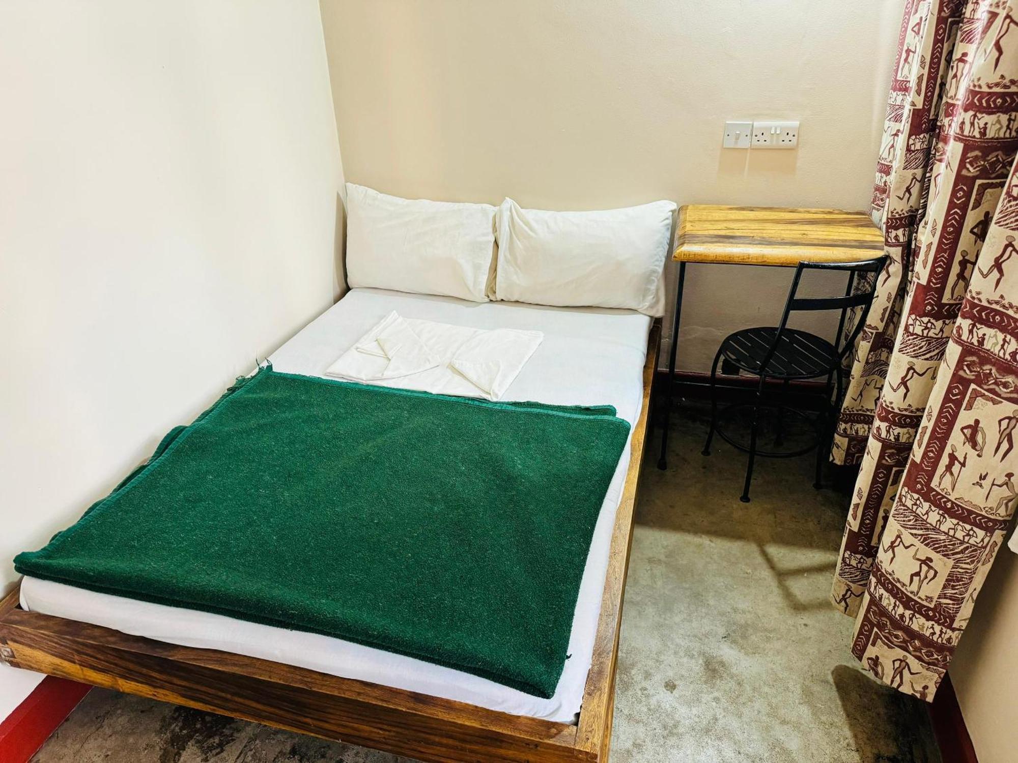 Arusha Backpackers Hotel Екстериор снимка