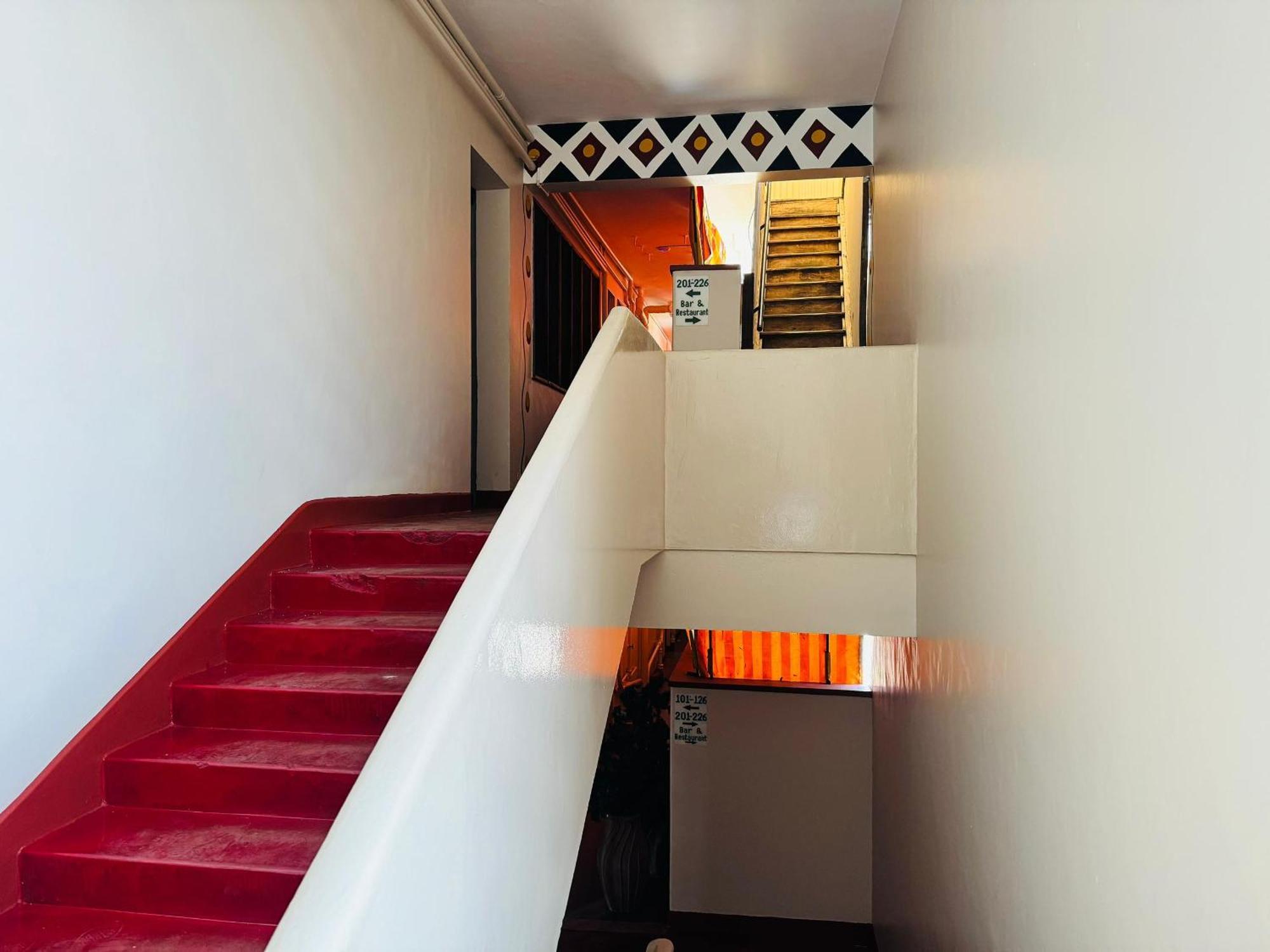 Arusha Backpackers Hotel Екстериор снимка